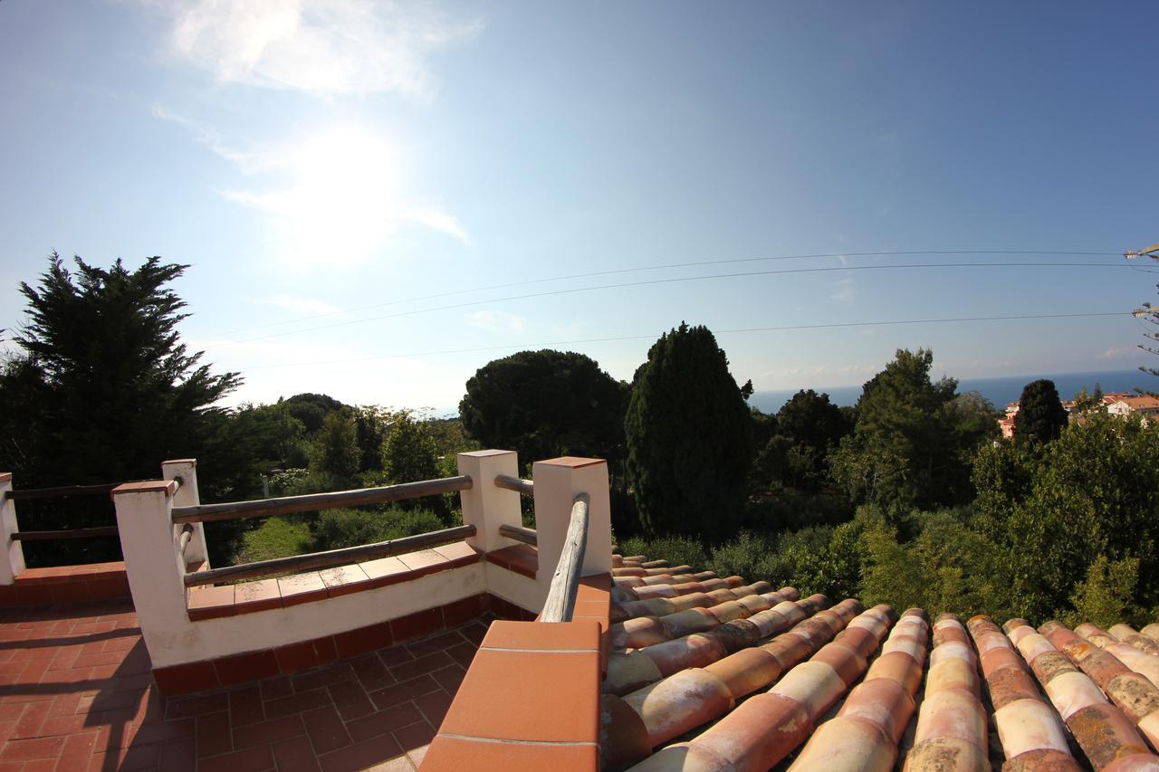 Tenuta Conte Ruggero Santa Domenica  Exterior foto